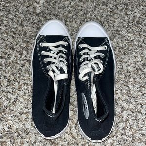 Black rugged converse platforms- worn only twice barely any scuffs on the rubber